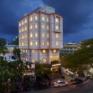 Ariya Nivaas A Vegetarian Hotel Thiruvananthapuram
